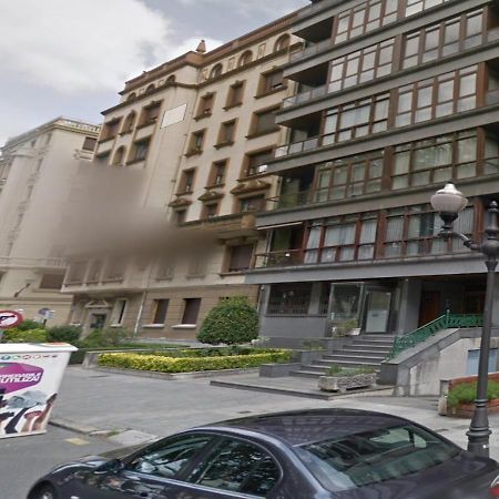 Hotel Cv33 Ostatua Bilbao Exteriér fotografie