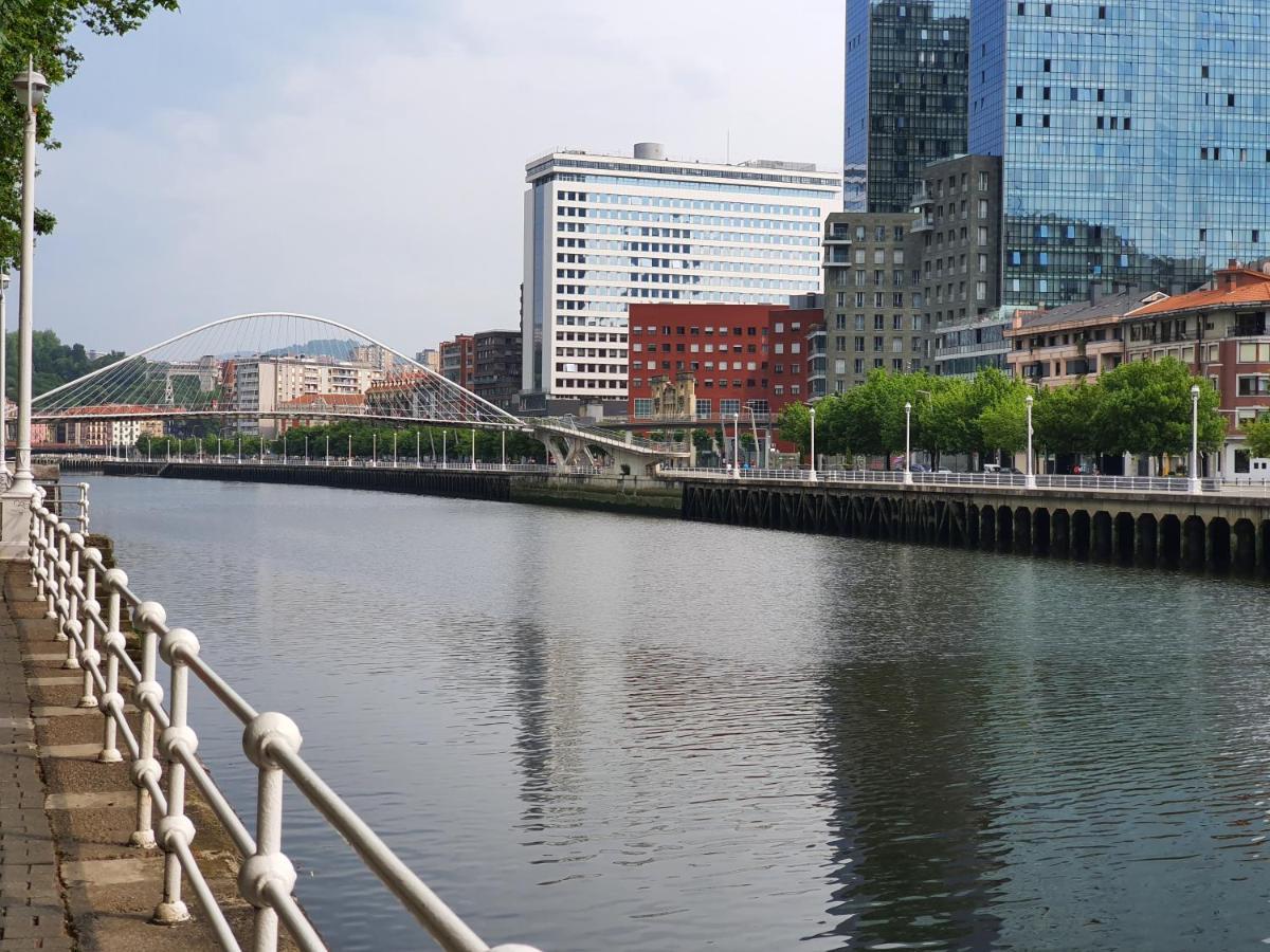 Hotel Cv33 Ostatua Bilbao Exteriér fotografie